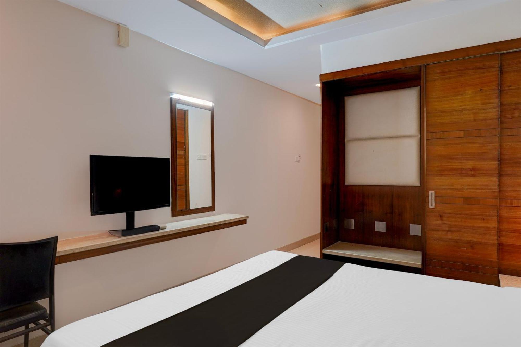 Super Townhouse Arcot Road Near Kauvery Hospital Chennai Zewnętrze zdjęcie